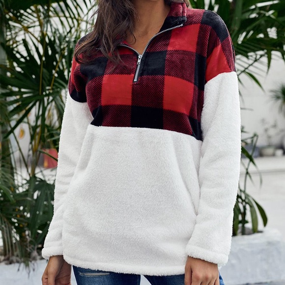 ❌SOLD❌Black & Red Fuzzy Sweatcoat - Picture 4 of 4